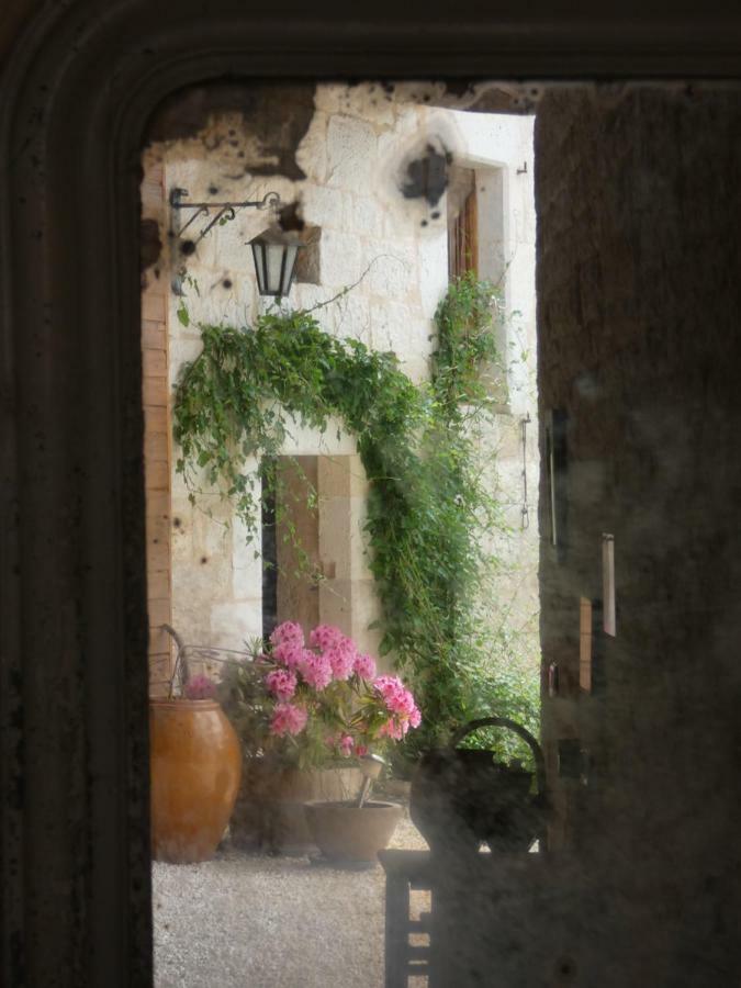 Bed and Breakfast Bastida De Beata Noailles  Exteriér fotografie